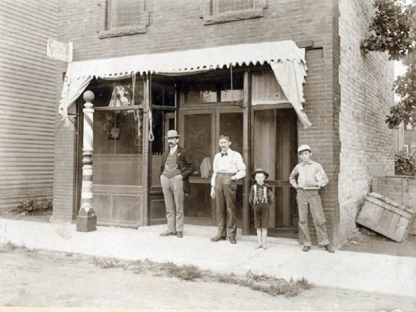 The Soderberg Family at Hampden and&nbsp;Raymond